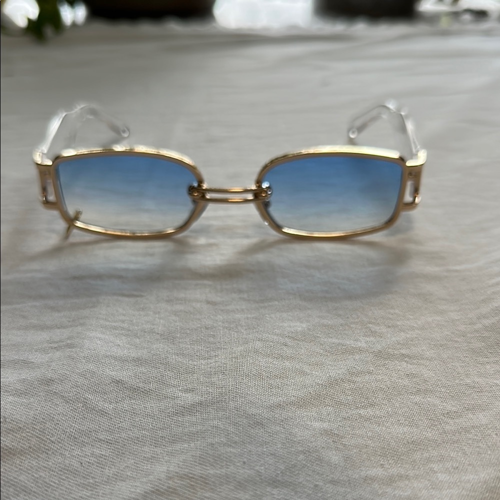 Stylish Blue and Gold Women's Sunglasses - Picture 2 of 7